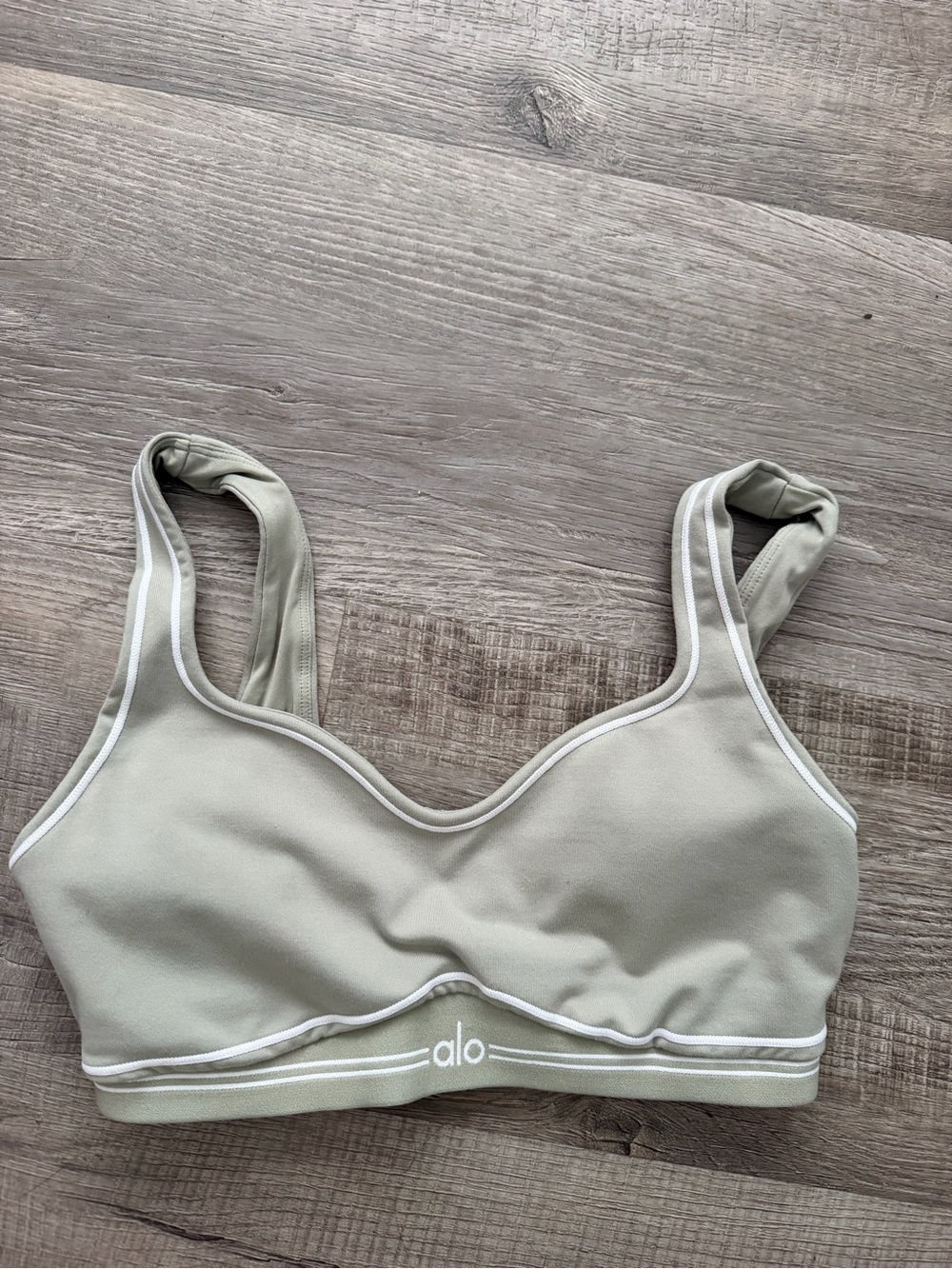 ALO Yoga Sports Bra